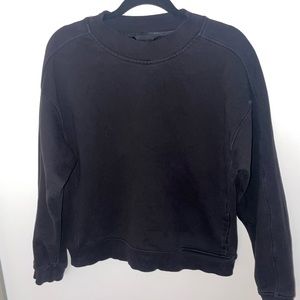 Lululemon black crewneck